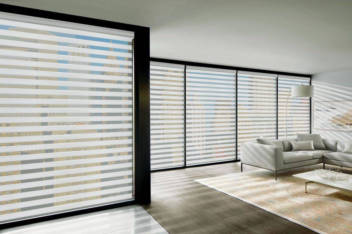 Hunter Douglas shades decorating a home’s windows near Dallas, TX